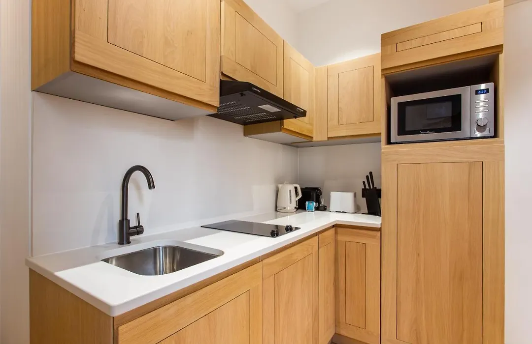 Cmg Residence Republique - Rue Beranger-1